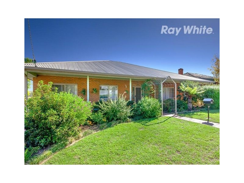 10 Craig Drive, Bellbridge VIC 3691