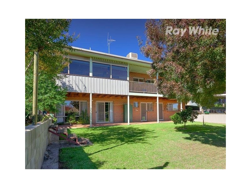 10 Craig Drive, Bellbridge VIC 3691