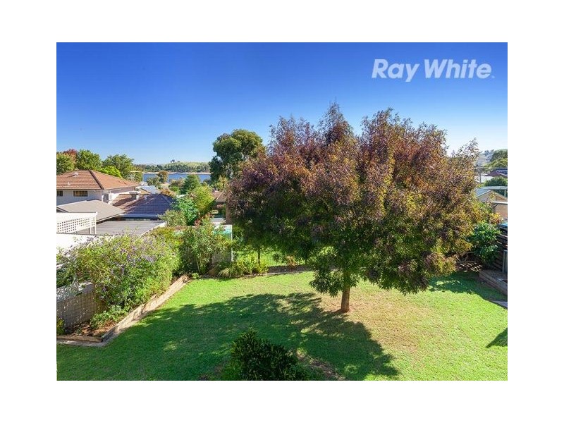 10 Craig Drive, Bellbridge VIC 3691