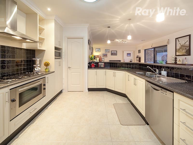 10 Helm Court, Wodonga VIC 3690