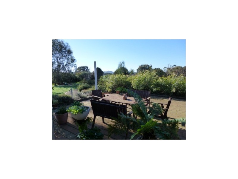 33 Water Trust Road, Chiltern VIC 3683