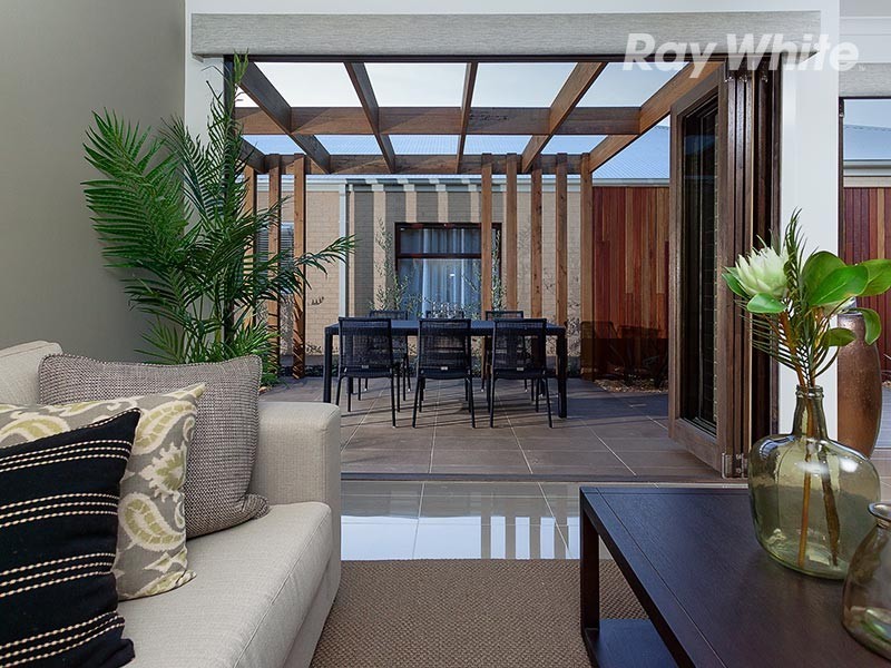 3 Riverside Boulevard, Killara VIC 3691
