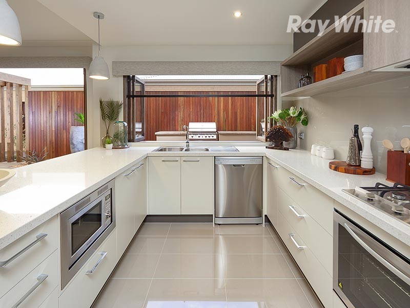 3 Riverside Boulevard, Killara VIC 3691