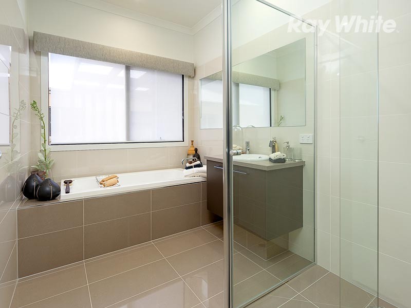 3 Riverside Boulevard, Killara VIC 3691