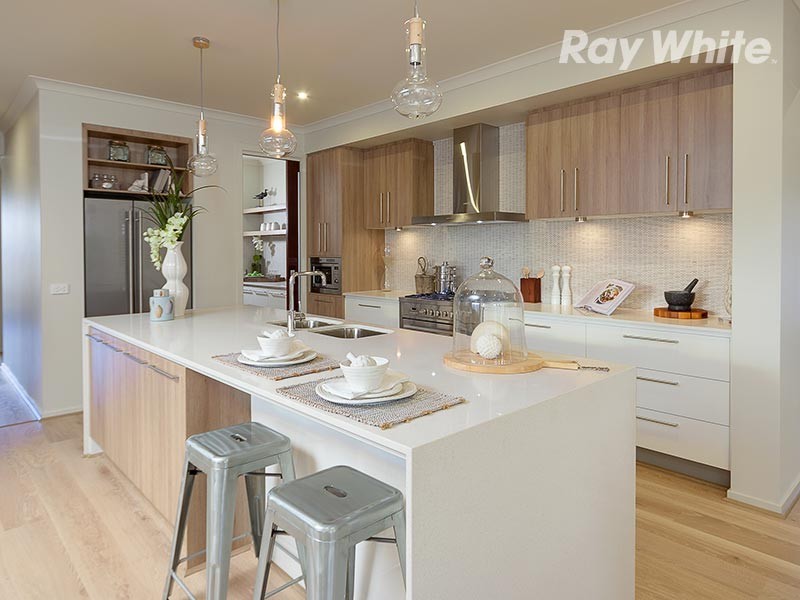 5 Riverside Boulevard, Killara VIC 3691
