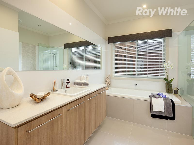 5 Riverside Boulevard, Killara VIC 3691