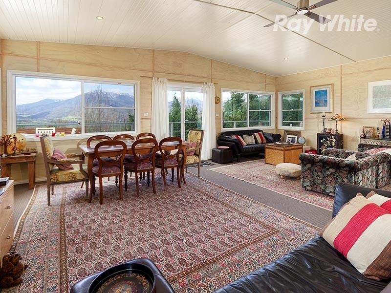 45 Ranch Road, Tawonga South VIC 3698