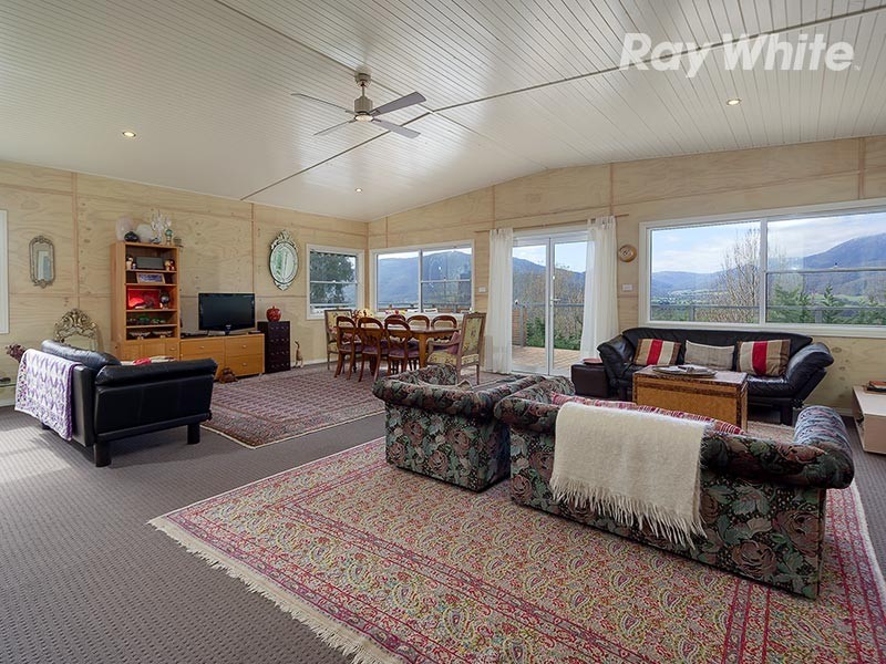 45 Ranch Road, Tawonga South VIC 3698