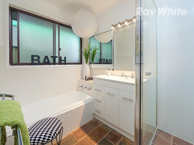 6 Dunluce Place, Wodonga VIC 3690