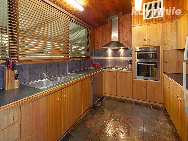 1511 Lake Road, Bethanga VIC 3691