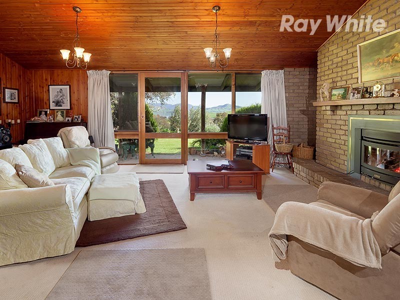 1511 Lake Road, Bethanga VIC 3691