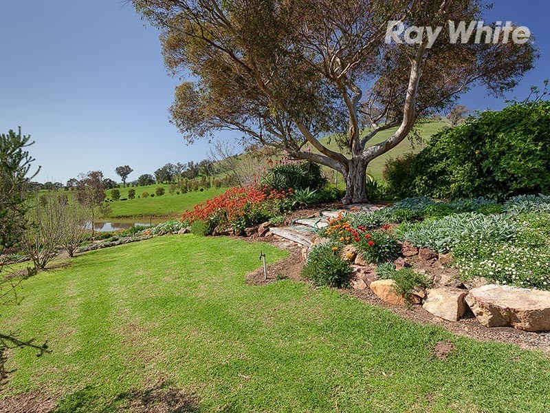 1511 Lake Road, Bethanga VIC 3691