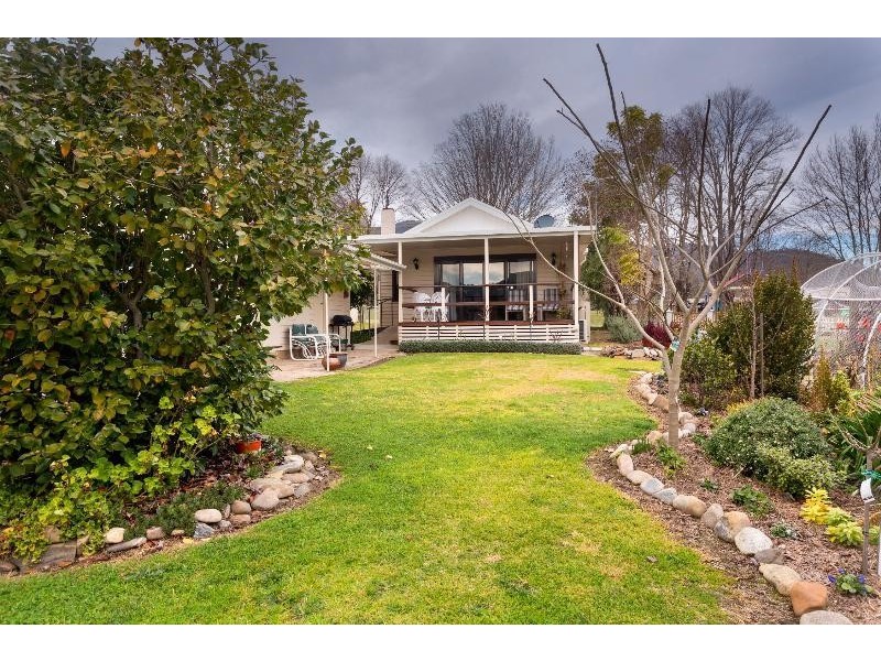 3791 Omeo Highway, Eskdale VIC 3701