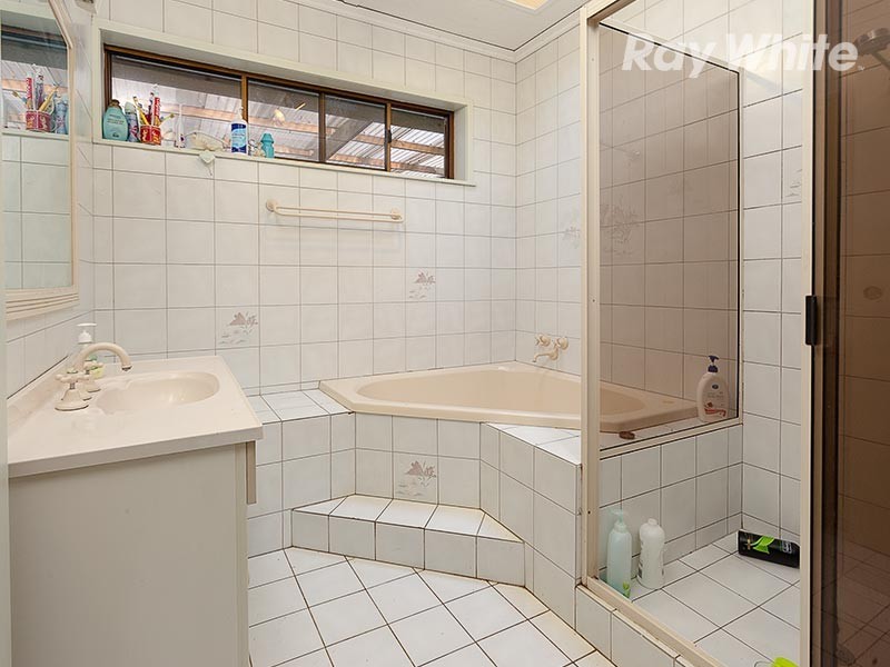 64 Huon Creek Road, Wodonga VIC 3690