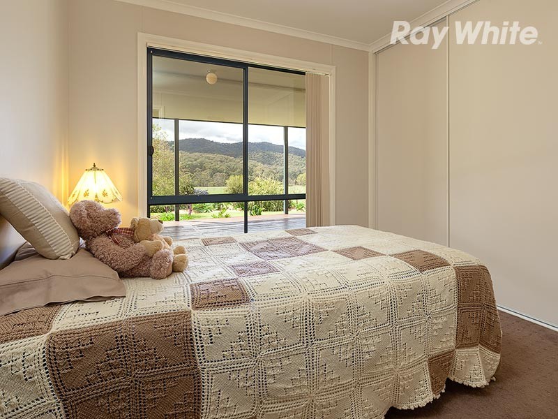 1221 Callaghan Creek Road, Mitta Mitta VIC 3701