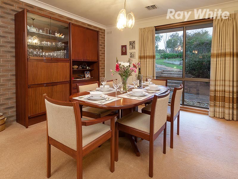 24 Beard Crescent, Wodonga VIC 3690