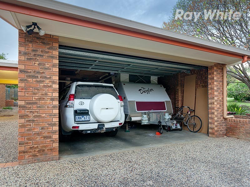 24 Beard Crescent, Wodonga VIC 3690