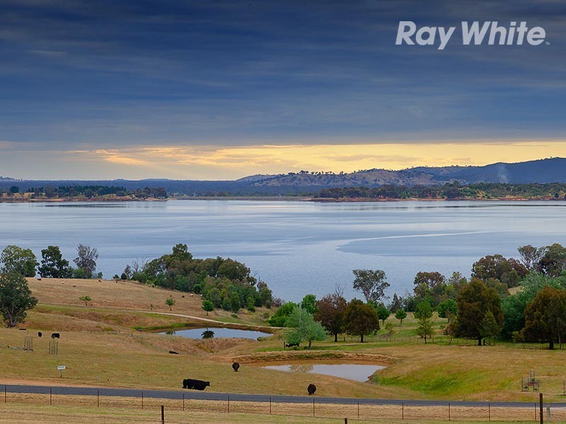 677 Lake Road, Bethanga VIC 3691