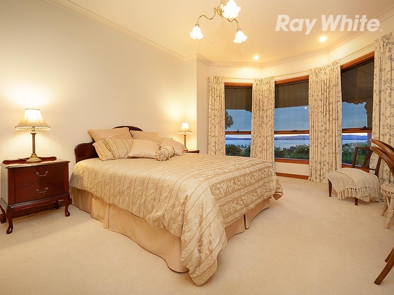 677 Lake Road, Bethanga VIC 3691