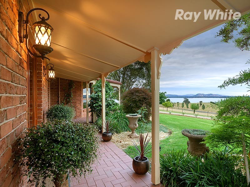 677 Lake Road, Bethanga VIC 3691