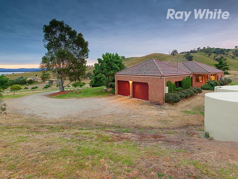 677 Lake Road, Bethanga VIC 3691