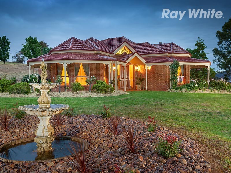 677 Lake Road, Bethanga VIC 3691