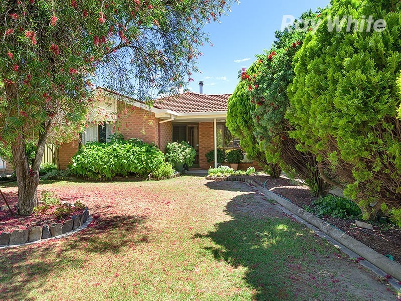 16 Kiewa Valley Court, Tangambalanga VIC 3691
