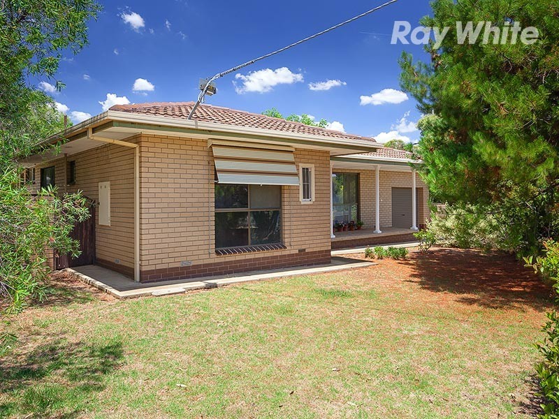 6 Main Street, Chiltern VIC 3683