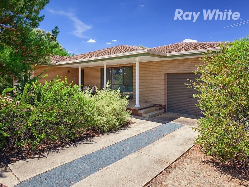 6 Main Street, Chiltern VIC 3683
