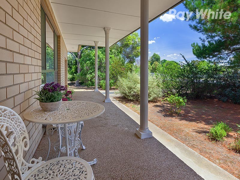 6 Main Street, Chiltern VIC 3683