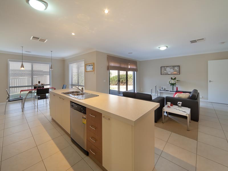 16 Stanger Court, Wodonga VIC 3690