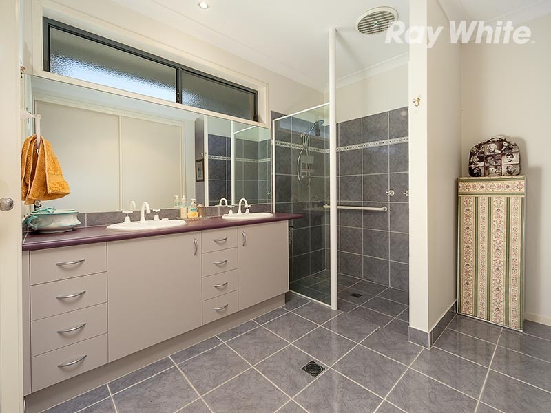 19 Yarralumla Drive, Wodonga VIC 3690