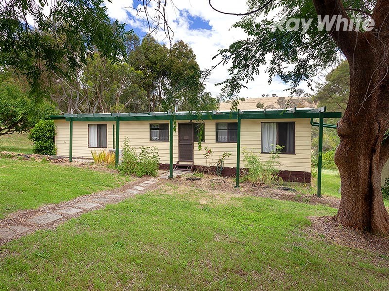 185 Springdale Road, Bethanga VIC 3691