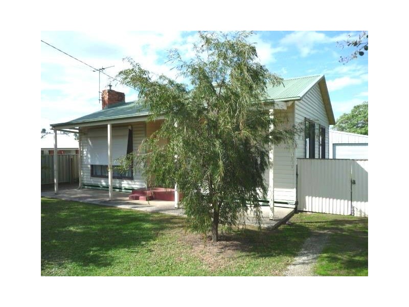 8 Snowdon Street, Wodonga VIC 3690