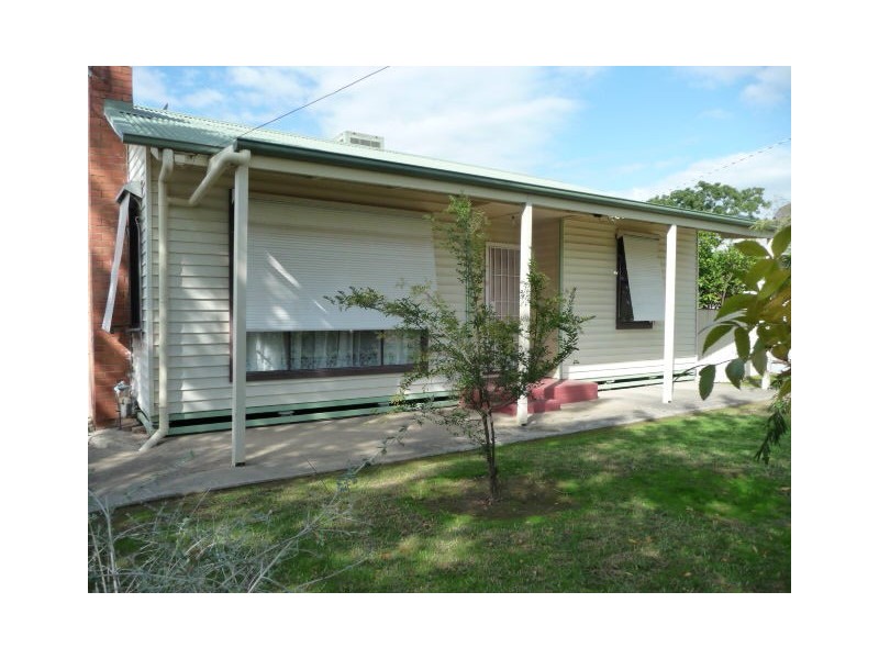 8 Snowdon Street, Wodonga VIC 3690