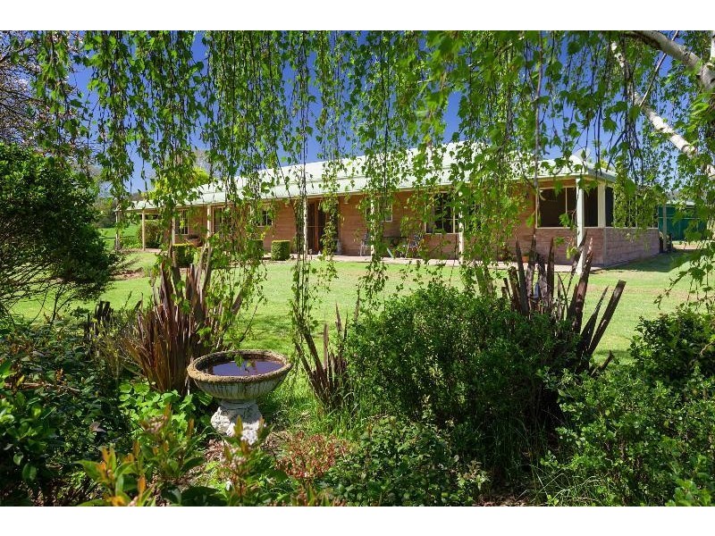 4514 Omeo Highway, Eskdale VIC 3701