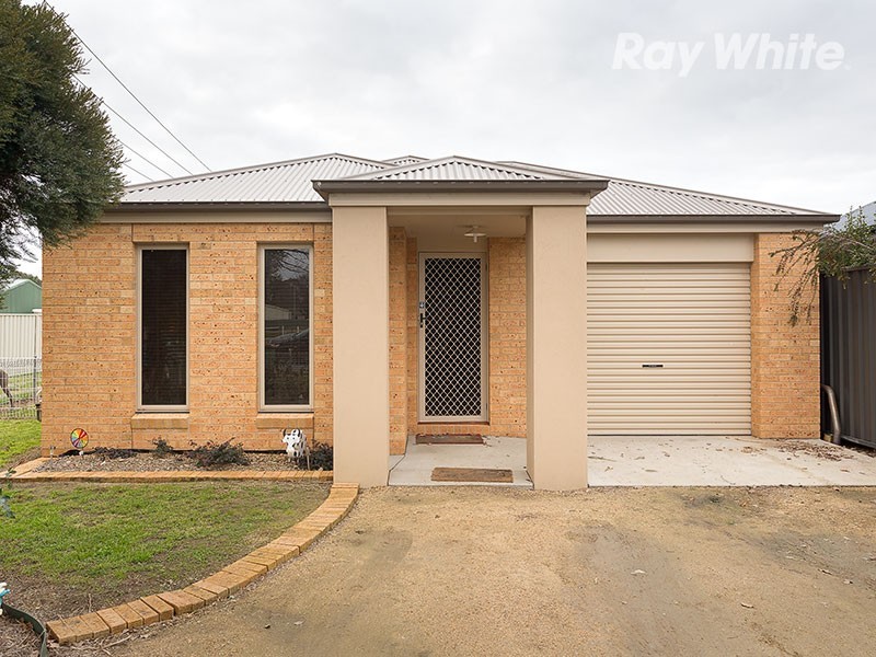 83 Conness Street, Chiltern VIC 3683