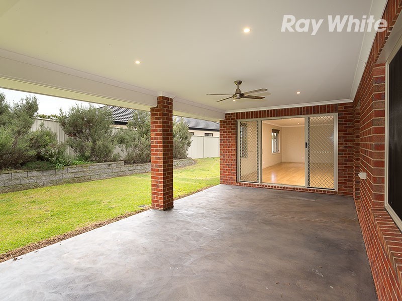 16 Montclair Avenue, Wodonga VIC 3690