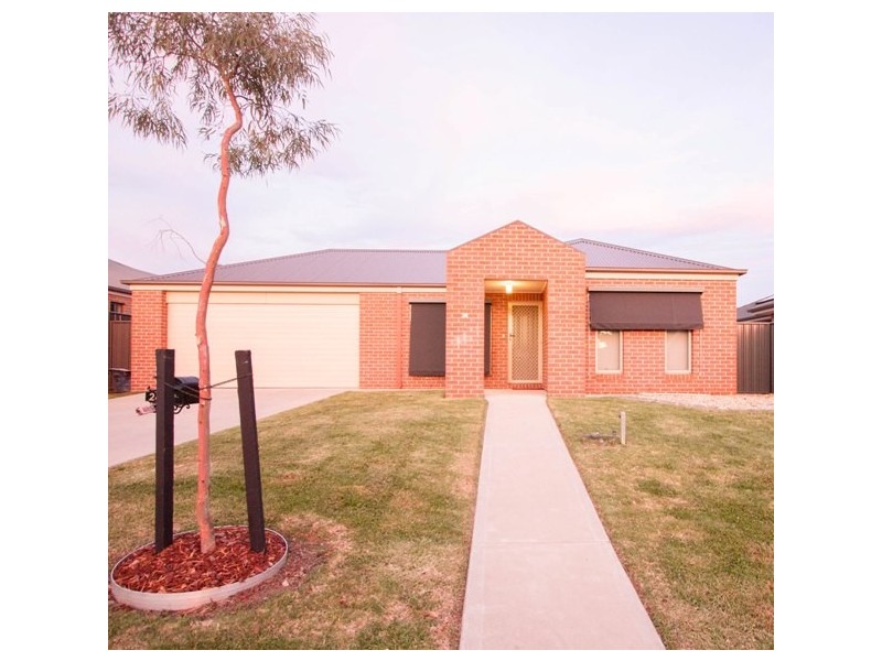 24 Lysterfield Lane, Wodonga VIC 3690