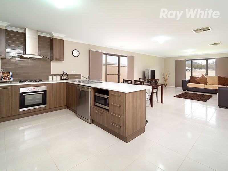 24 Mactier Avenue, Wodonga VIC 3690