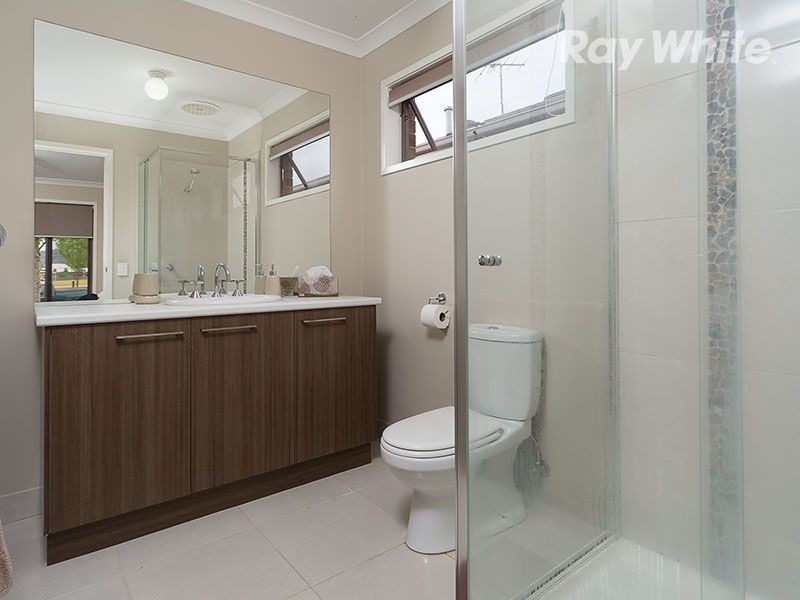 24 Mactier Avenue, Wodonga VIC 3690