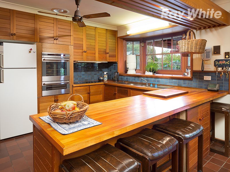 98 Star Lane, Wooragee VIC 3747