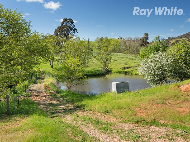8398 Murray Valley Highway, Old Tallangatta VIC 3701
