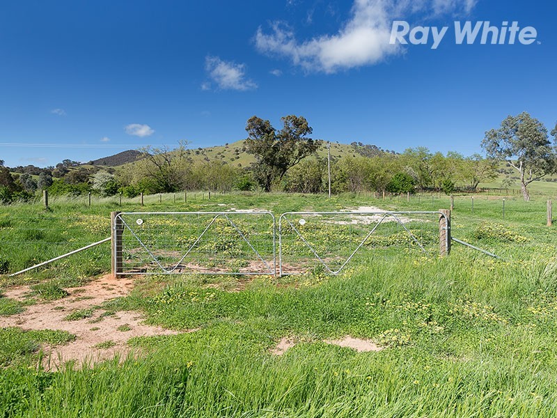8398 Murray Valley Highway, Old Tallangatta VIC 3701