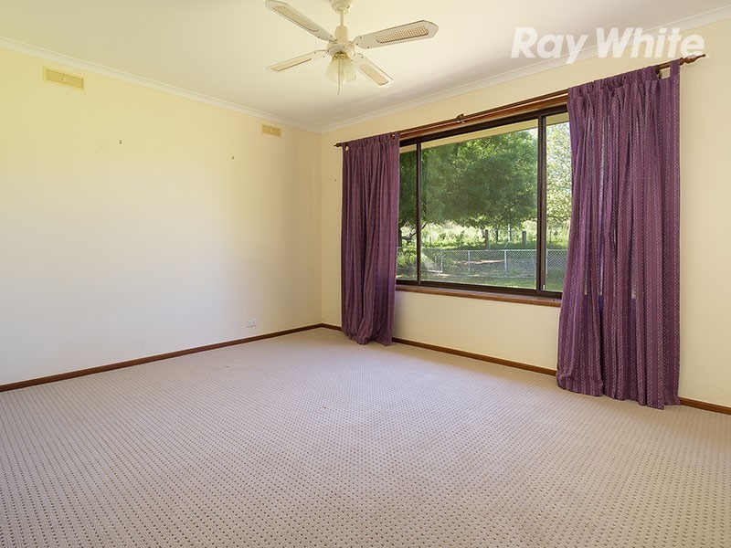 8398 Murray Valley Highway, Old Tallangatta VIC 3701