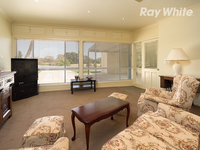 4 Bank Street, Wodonga VIC 3690