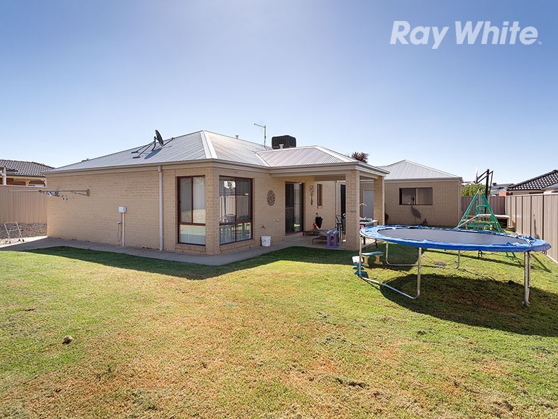 25 Valerian Terrace, Baranduda VIC 3691