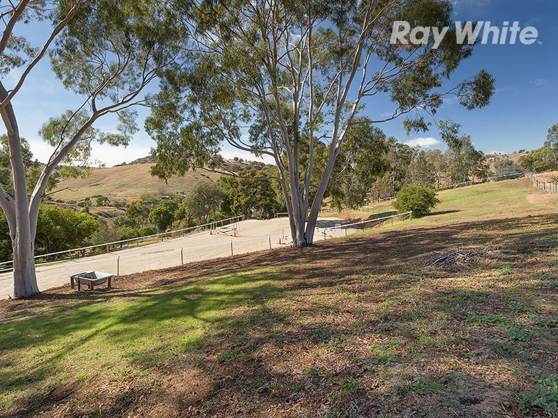 2 Dyring Street, Bethanga VIC 3691