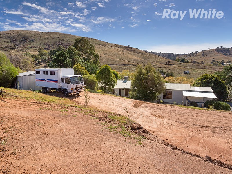 2 Dyring Street, Bethanga VIC 3691