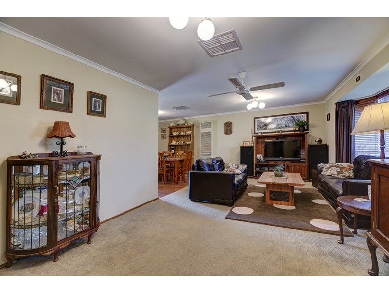 13 Scullin Court, Wodonga VIC 3690